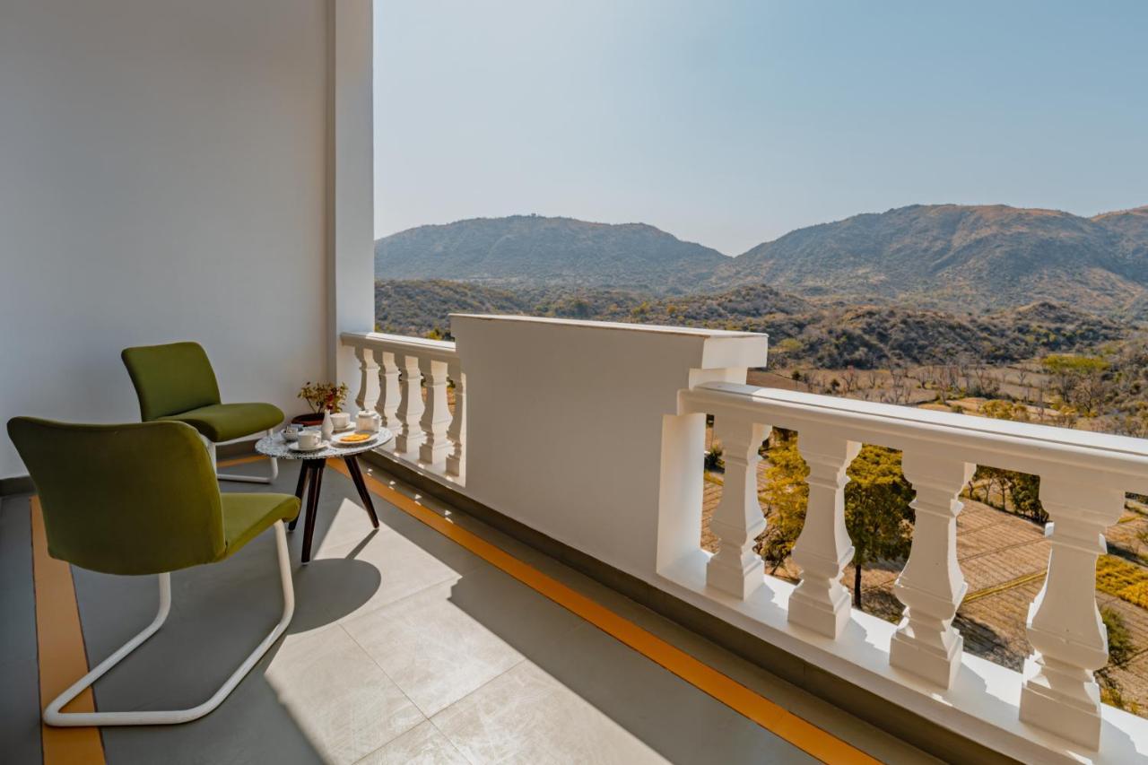 Tree Of Life Vantara Resort & Spa Udaipur Exterior photo