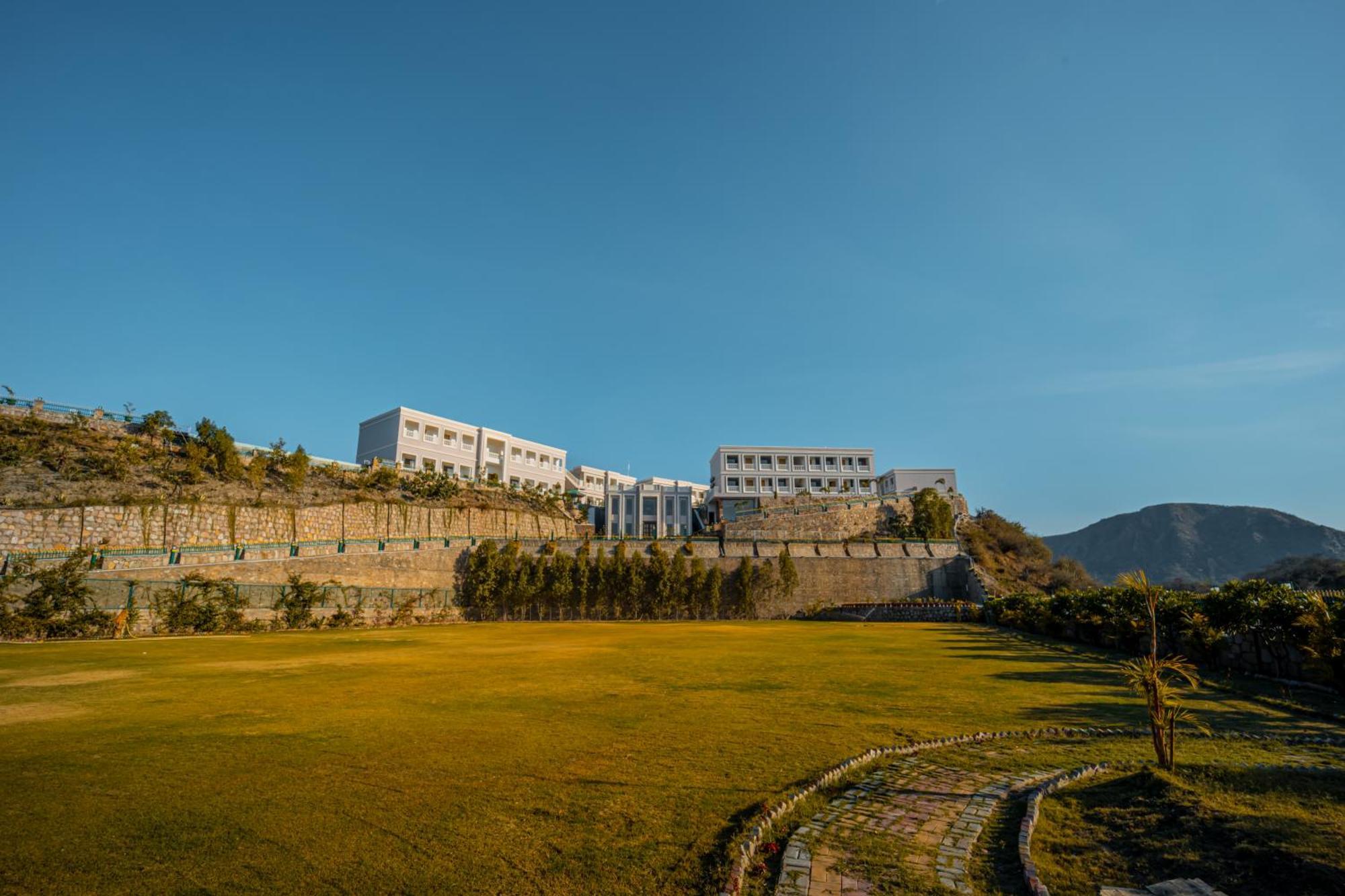 Tree Of Life Vantara Resort & Spa Udaipur Exterior photo